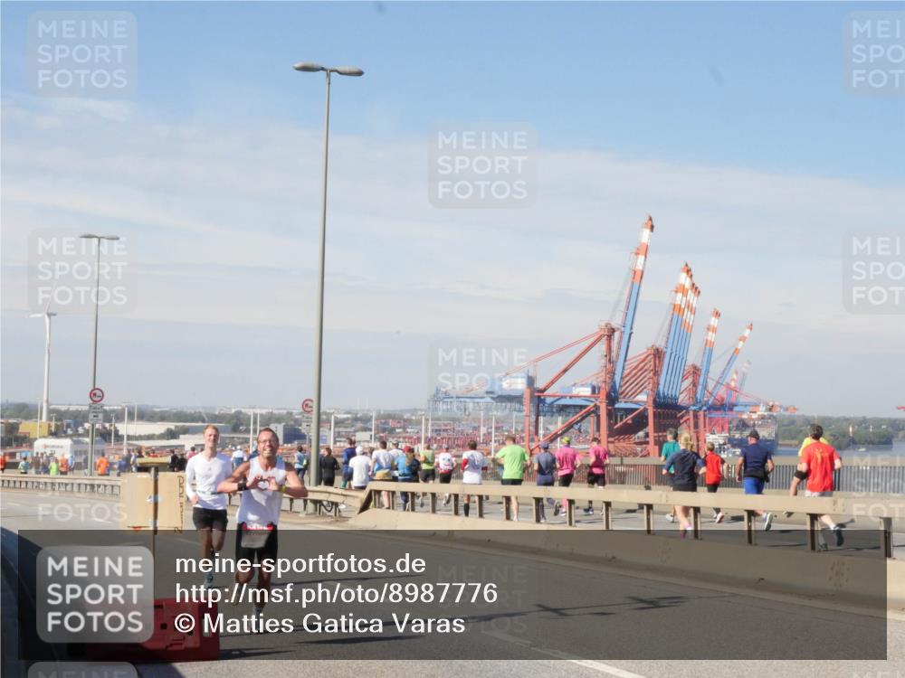 03.10.2025 - Köhlbrandbrückenlauf Matties Gatica Varas http://msf.ph/oto/8987776 03.10.2025 12:31:35 Position 2  meine-sportfotos.de