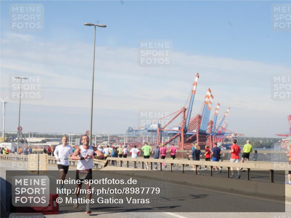 03.10.2025 - Köhlbrandbrückenlauf Matties Gatica Varas http://msf.ph/oto/8987779 03.10.2025 12:31:36 Position 2  meine-sportfotos.de