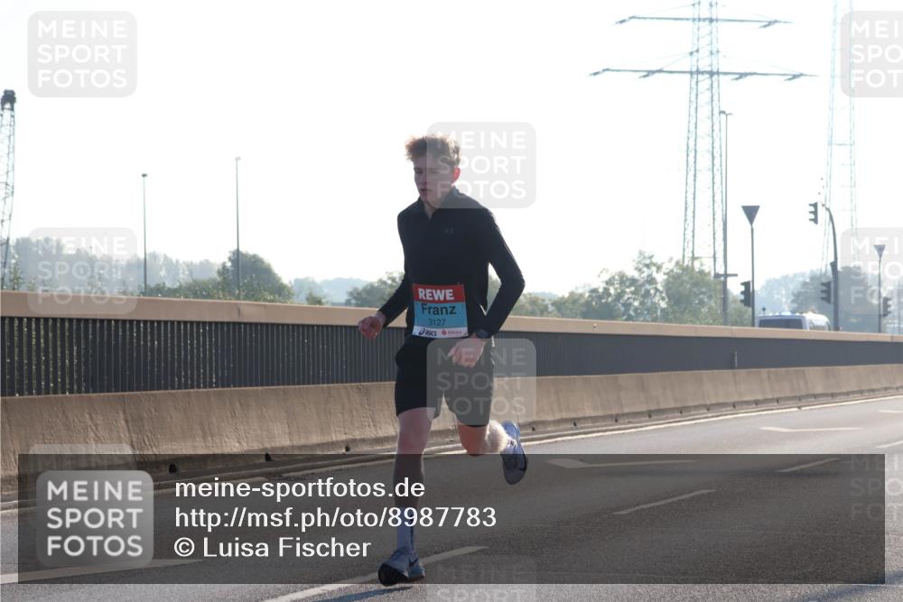 03.10.2025 - Köhlbrandbrückenlauf Luisa Fischer http://msf.ph/oto/8987783 03.10.2025 10:10:44 Position 3 3127 meine-sportfotos.de