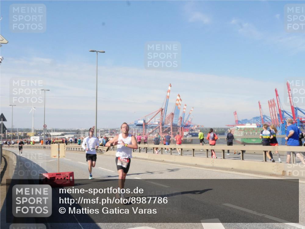 03.10.2025 - Köhlbrandbrückenlauf Matties Gatica Varas http://msf.ph/oto/8987786 03.10.2025 12:31:37 Position 2  meine-sportfotos.de
