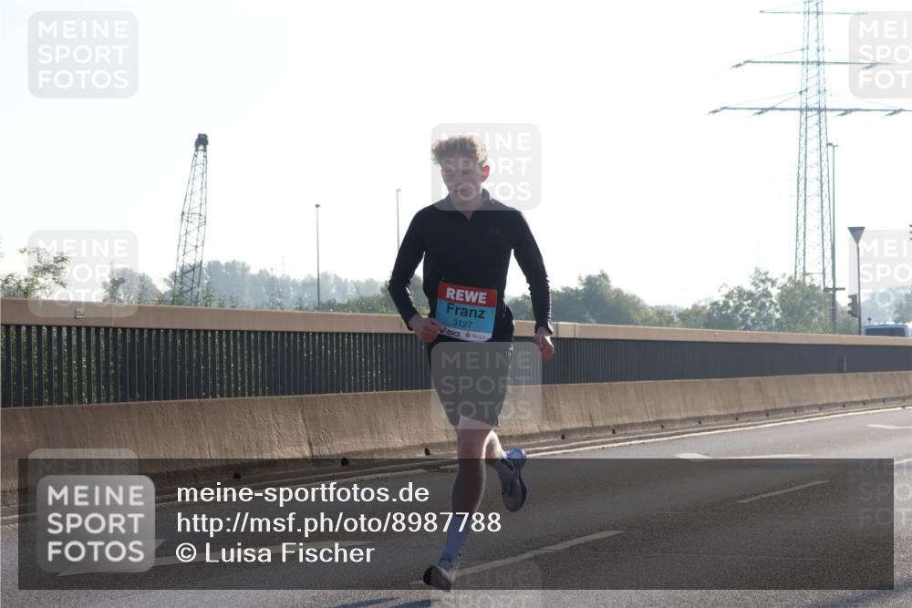03.10.2025 - Köhlbrandbrückenlauf Luisa Fischer http://msf.ph/oto/8987788 03.10.2025 10:10:44 Position 3 3127 meine-sportfotos.de
