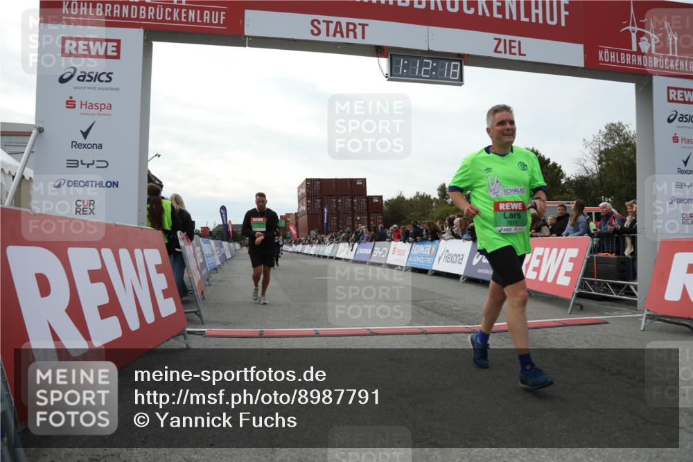 03.10.2025 - Köhlbrandbrückenlauf Yannick Fuchs http://msf.ph/oto/8987791 03.10.2025 16:12:16 Ziel 7404, 7615, 7762, 8088, 8501, 9359 meine-sportfotos.de
