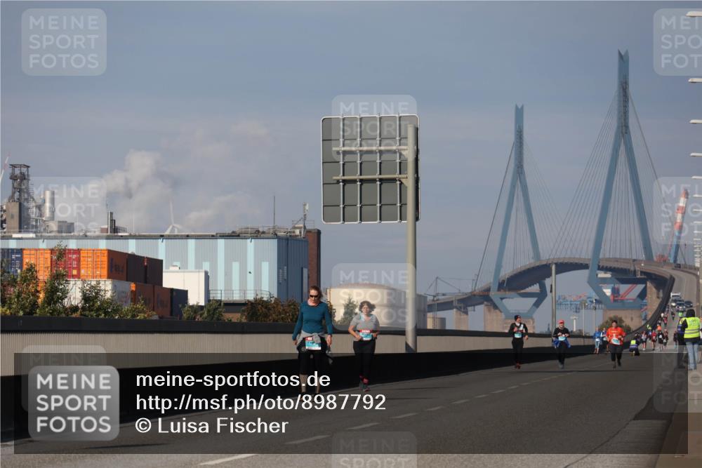 03.10.2025 - Köhlbrandbrückenlauf Luisa Fischer http://msf.ph/oto/8987792 03.10.2025 11:23:21 Position 3  meine-sportfotos.de