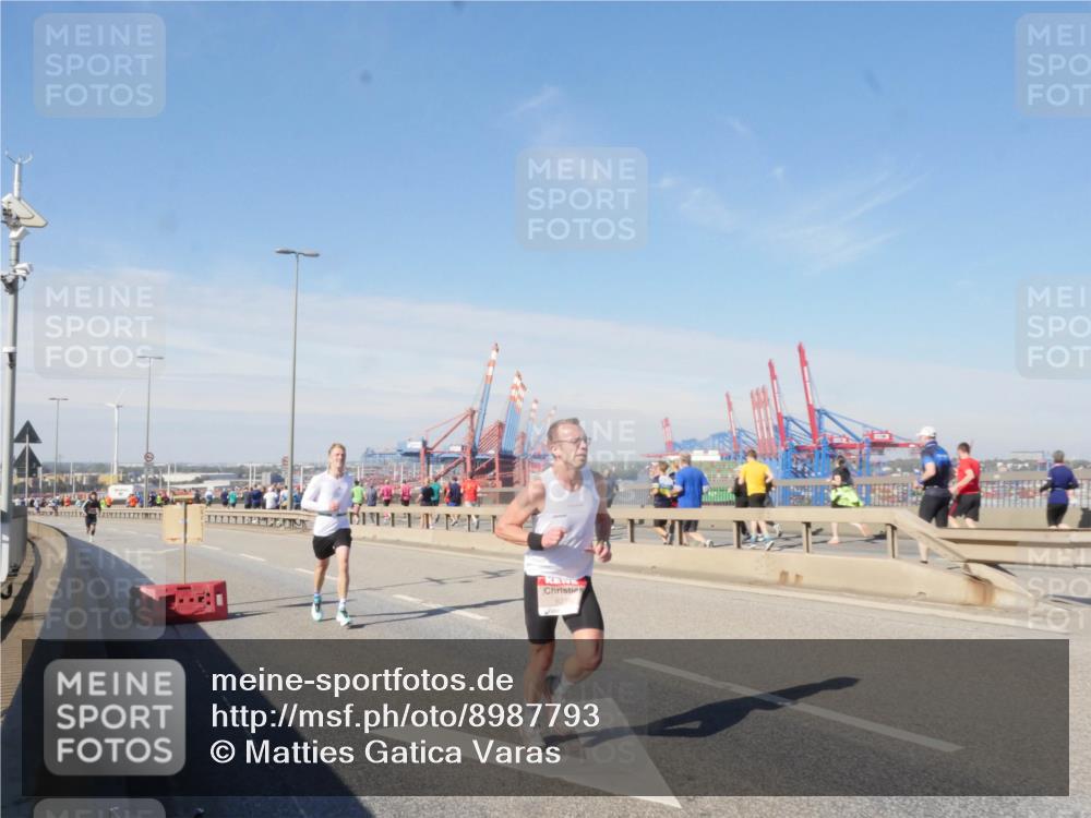 03.10.2025 - Köhlbrandbrückenlauf Matties Gatica Varas http://msf.ph/oto/8987793 03.10.2025 12:31:37 Position 2  meine-sportfotos.de