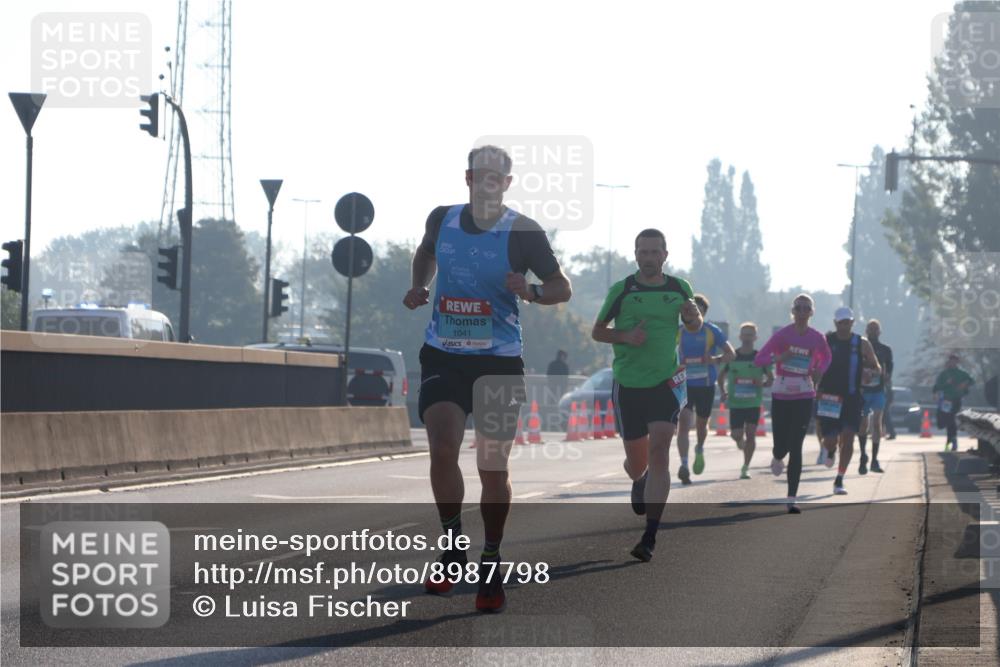 03.10.2025 - Köhlbrandbrückenlauf Luisa Fischer http://msf.ph/oto/8987798 03.10.2025 10:10:46 Position 3 7, 1041 meine-sportfotos.de