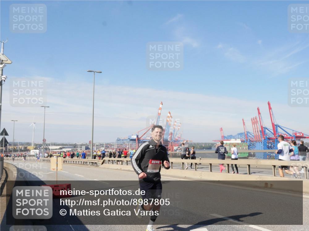03.10.2025 - Köhlbrandbrückenlauf Matties Gatica Varas http://msf.ph/oto/8987805 03.10.2025 12:31:48 Position 2 1, 6793, 38 meine-sportfotos.de
