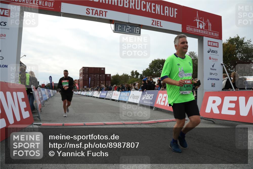 03.10.2025 - Köhlbrandbrückenlauf Yannick Fuchs http://msf.ph/oto/8987807 03.10.2025 16:12:16 Ziel 7404, 7615, 7762, 8088, 8501, 9359 meine-sportfotos.de