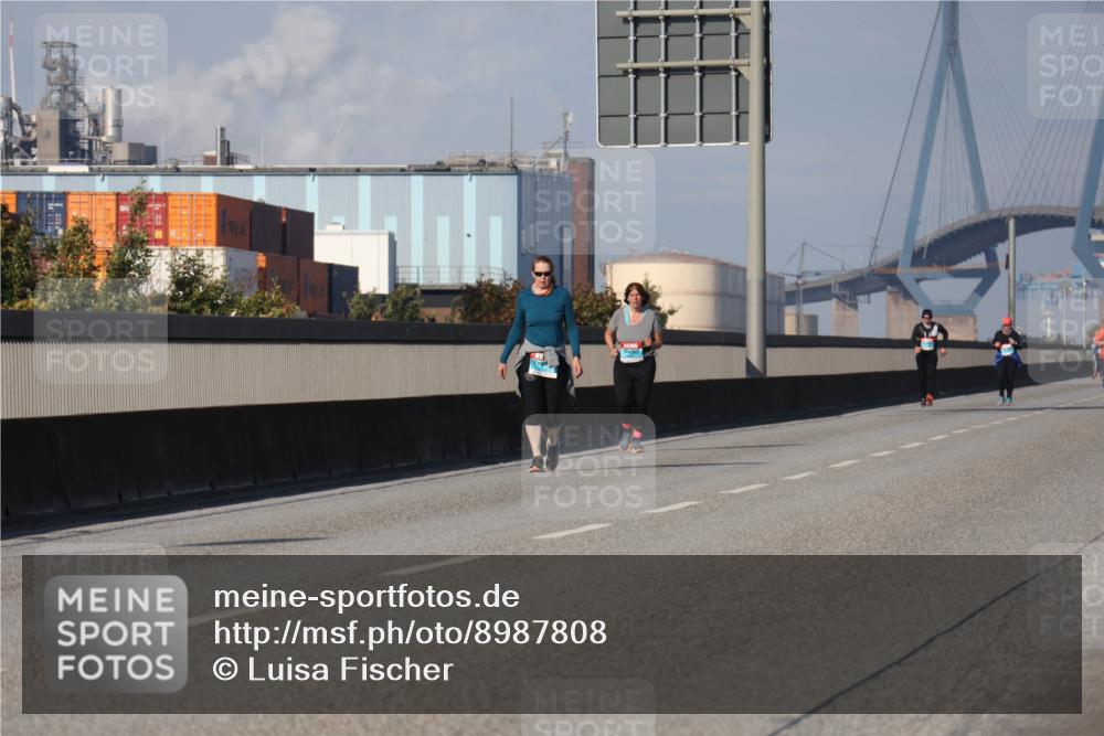 03.10.2025 - Köhlbrandbrückenlauf Luisa Fischer http://msf.ph/oto/8987808 03.10.2025 11:23:24 Position 3  meine-sportfotos.de