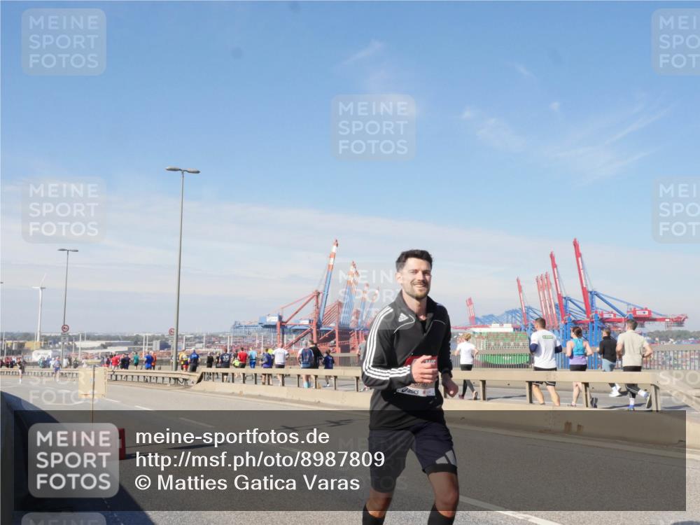 03.10.2025 - Köhlbrandbrückenlauf Matties Gatica Varas http://msf.ph/oto/8987809 03.10.2025 12:31:48 Position 2 1, 0793 meine-sportfotos.de