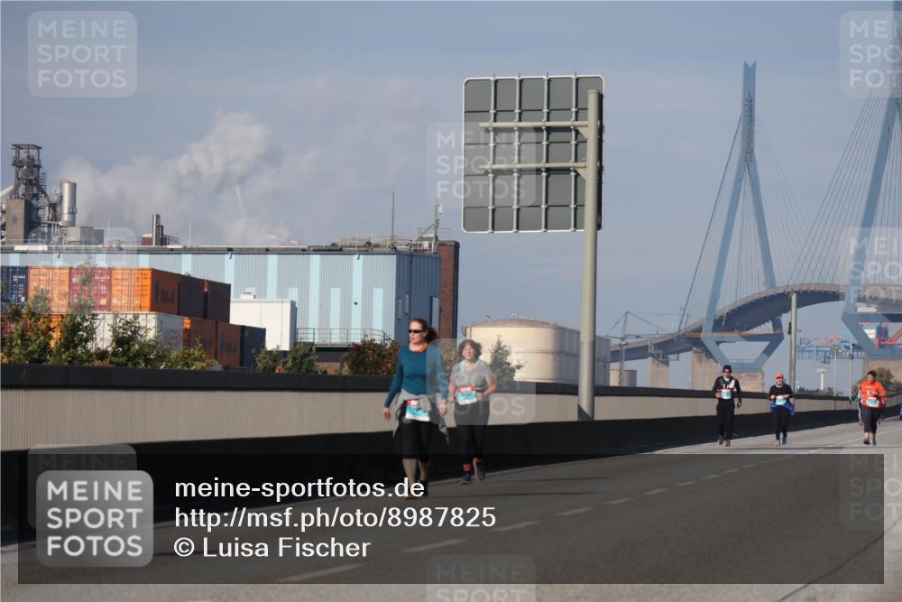 03.10.2025 - Köhlbrandbrückenlauf Luisa Fischer http://msf.ph/oto/8987825 03.10.2025 11:23:25 Position 3  meine-sportfotos.de