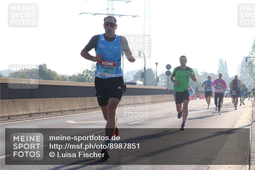 03.10.2025 - Köhlbrandbrückenlauf Luisa Fischer http://msf.ph/oto/8987851 03.10.2025 10:10:49 Position 3 1041 meine-sportfotos.de