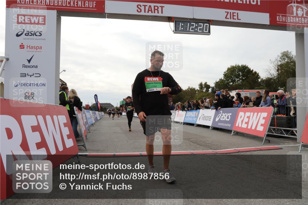 03.10.2025 - Köhlbrandbrückenlauf Yannick Fuchs http://msf.ph/oto/8987856 03.10.2025 16:12:18 Ziel 7615, 7688, 7762, 8501, 9060, 9061, 9359 meine-sportfotos.de