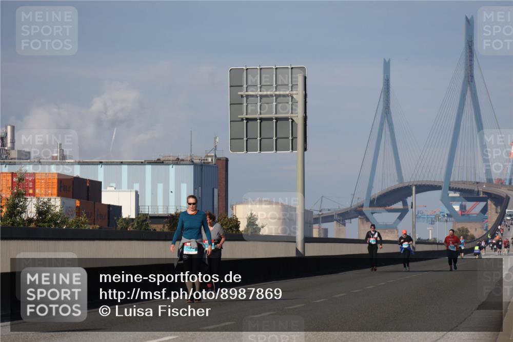 03.10.2025 - Köhlbrandbrückenlauf Luisa Fischer http://msf.ph/oto/8987869 03.10.2025 11:23:27 Position 3  meine-sportfotos.de