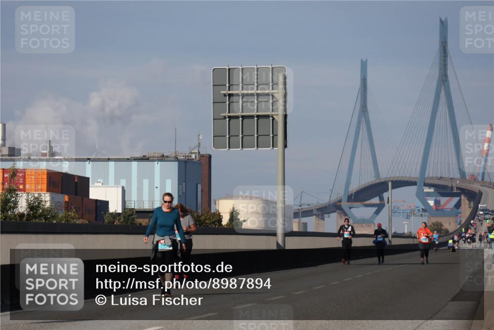 03.10.2025 - Köhlbrandbrückenlauf Luisa Fischer http://msf.ph/oto/8987894 03.10.2025 11:23:28 Position 3  meine-sportfotos.de