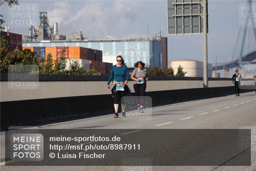 03.10.2025 - Köhlbrandbrückenlauf Luisa Fischer http://msf.ph/oto/8987911 03.10.2025 11:23:32 Position 3  meine-sportfotos.de
