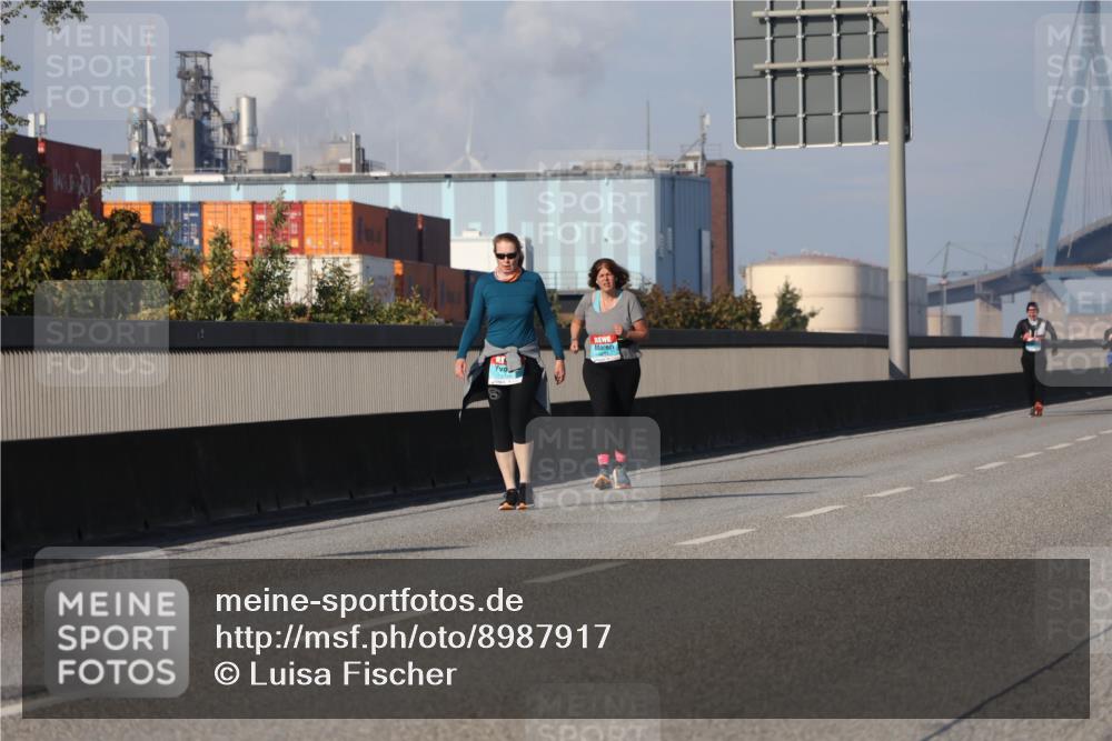 03.10.2025 - Köhlbrandbrückenlauf Luisa Fischer http://msf.ph/oto/8987917 03.10.2025 11:23:32 Position 3  meine-sportfotos.de