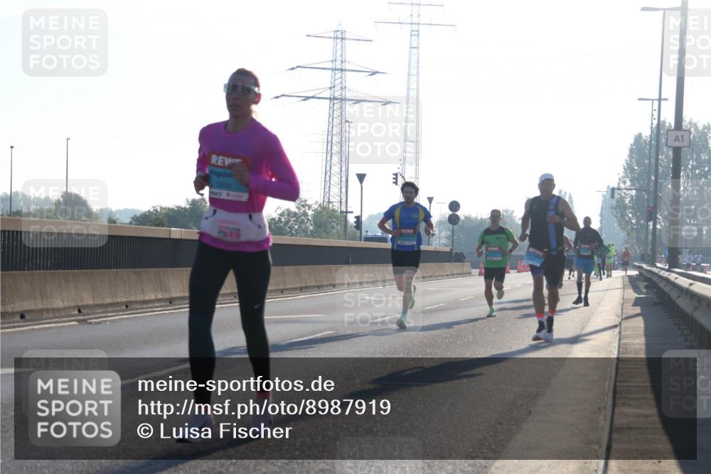 03.10.2025 - Köhlbrandbrückenlauf Luisa Fischer http://msf.ph/oto/8987919 03.10.2025 10:10:55 Position 3  meine-sportfotos.de