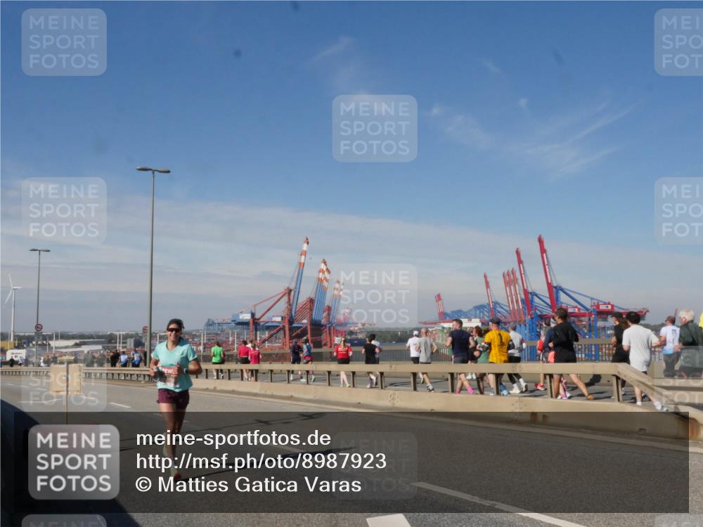 03.10.2025 - Köhlbrandbrückenlauf Matties Gatica Varas http://msf.ph/oto/8987923 03.10.2025 12:32:25 Position 2  meine-sportfotos.de