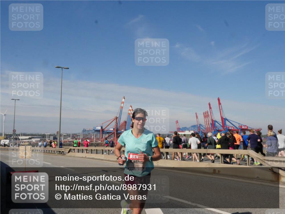 03.10.2025 - Köhlbrandbrückenlauf Matties Gatica Varas http://msf.ph/oto/8987931 03.10.2025 12:32:27 Position 2 6241 meine-sportfotos.de