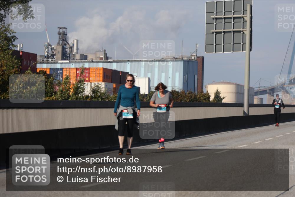 03.10.2025 - Köhlbrandbrückenlauf Luisa Fischer http://msf.ph/oto/8987958 03.10.2025 11:23:35 Position 3  meine-sportfotos.de