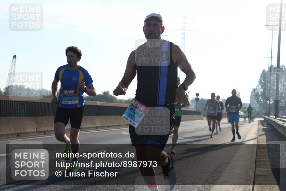 03.10.2025 - Köhlbrandbrückenlauf Luisa Fischer http://msf.ph/oto/8987973 03.10.2025 10:10:58 Position 3 3463 meine-sportfotos.de