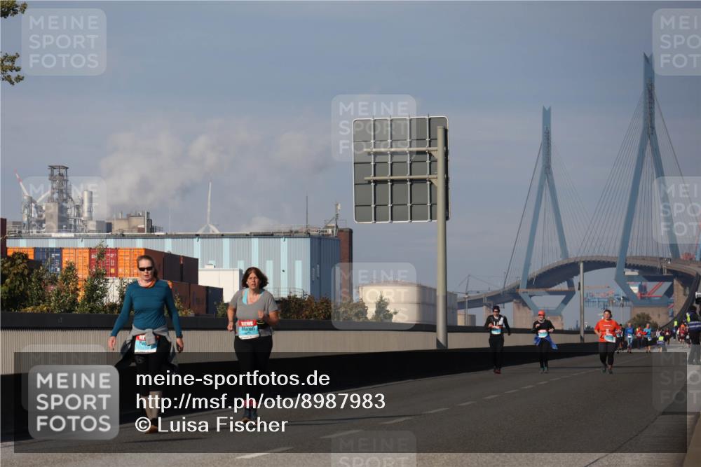 03.10.2025 - Köhlbrandbrückenlauf Luisa Fischer http://msf.ph/oto/8987983 03.10.2025 11:23:37 Position 3  meine-sportfotos.de