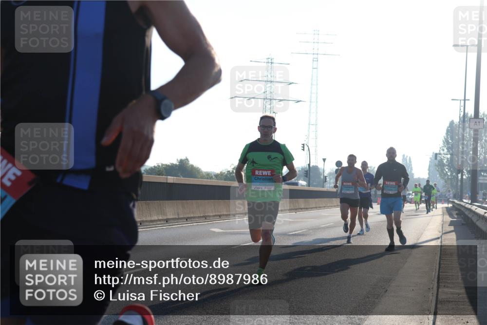 03.10.2025 - Köhlbrandbrückenlauf Luisa Fischer http://msf.ph/oto/8987986 03.10.2025 10:10:58 Position 3 2702, 1 meine-sportfotos.de