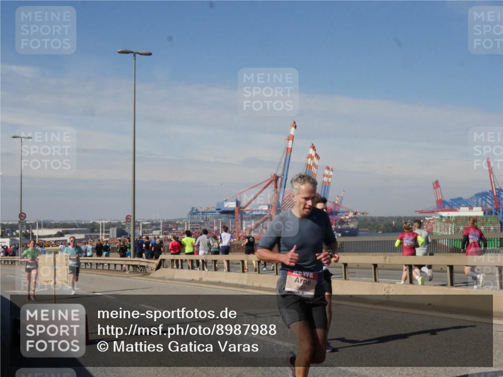 03.10.2025 - Köhlbrandbrückenlauf Matties Gatica Varas http://msf.ph/oto/8987988 03.10.2025 12:32:51 Position 2 4034 meine-sportfotos.de
