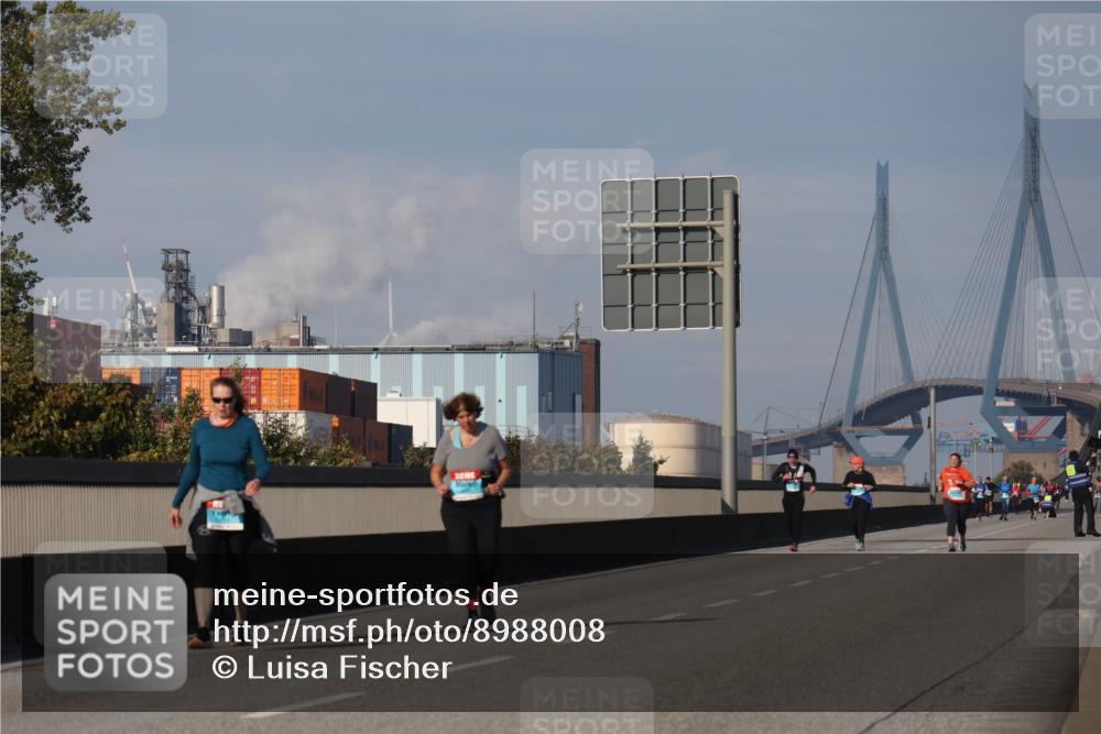03.10.2025 - Köhlbrandbrückenlauf Luisa Fischer http://msf.ph/oto/8988008 03.10.2025 11:23:39 Position 3  meine-sportfotos.de