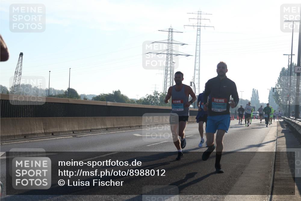 03.10.2025 - Köhlbrandbrückenlauf Luisa Fischer http://msf.ph/oto/8988012 03.10.2025 10:11:00 Position 3 1026, 1 meine-sportfotos.de
