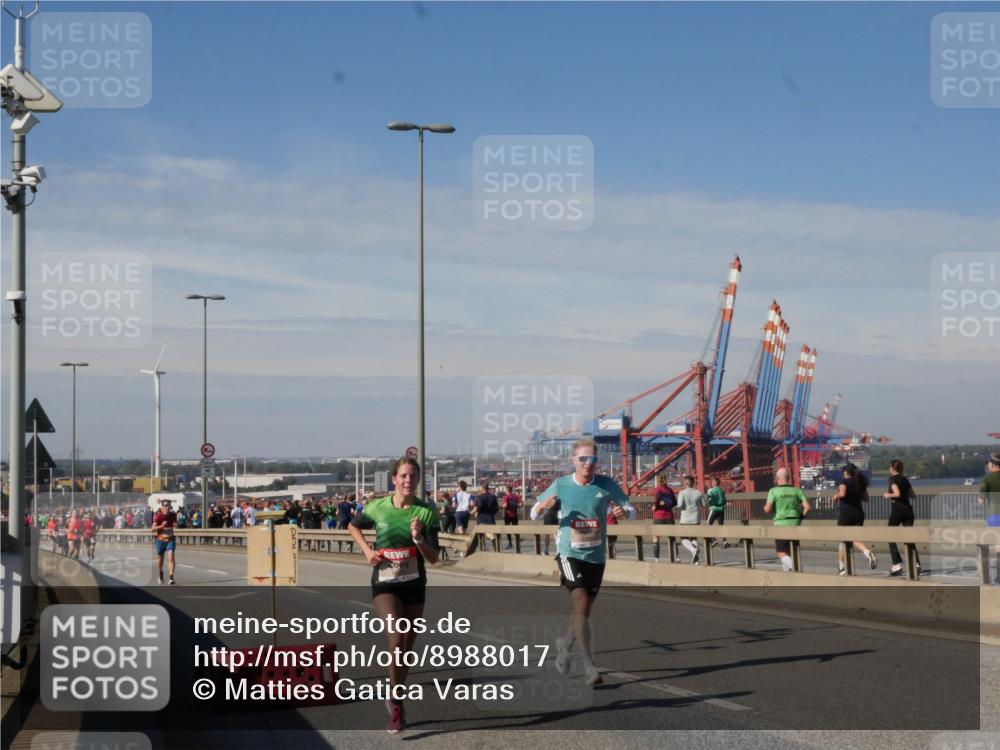 03.10.2025 - Köhlbrandbrückenlauf Matties Gatica Varas http://msf.ph/oto/8988017 03.10.2025 12:32:55 Position 2  meine-sportfotos.de