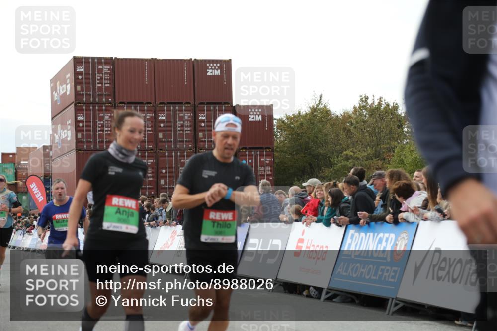 03.10.2025 - Köhlbrandbrückenlauf Yannick Fuchs http://msf.ph/oto/8988026 03.10.2025 16:12:25 Ziel 7203, 7654, 7688, 8901, 9060, 9061, 9359, 9454, 9677, 9706 meine-sportfotos.de