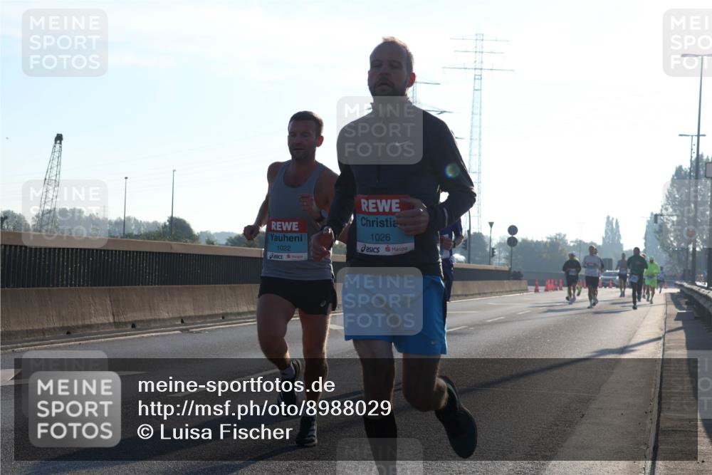 03.10.2025 - Köhlbrandbrückenlauf Luisa Fischer http://msf.ph/oto/8988029 03.10.2025 10:11:01 Position 3 1022, 1026 meine-sportfotos.de