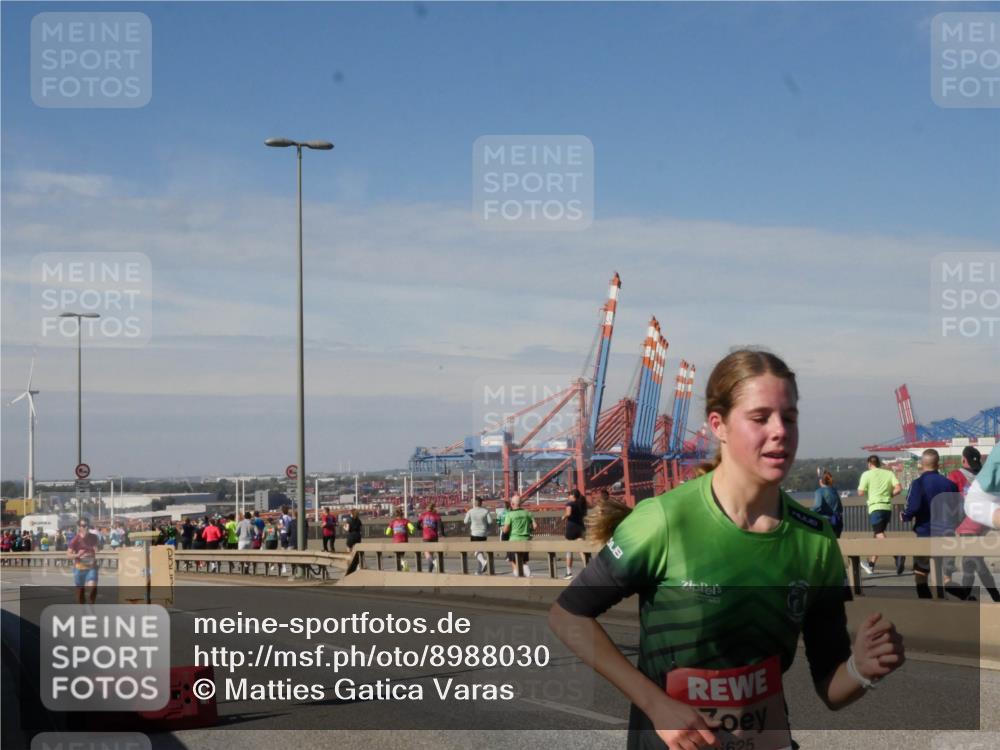 03.10.2025 - Köhlbrandbrückenlauf Matties Gatica Varas http://msf.ph/oto/8988030 03.10.2025 12:32:57 Position 2 625 meine-sportfotos.de