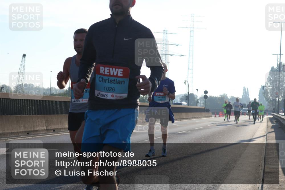 03.10.2025 - Köhlbrandbrückenlauf Luisa Fischer http://msf.ph/oto/8988035 03.10.2025 10:11:01 Position 3 1026, 1032 meine-sportfotos.de