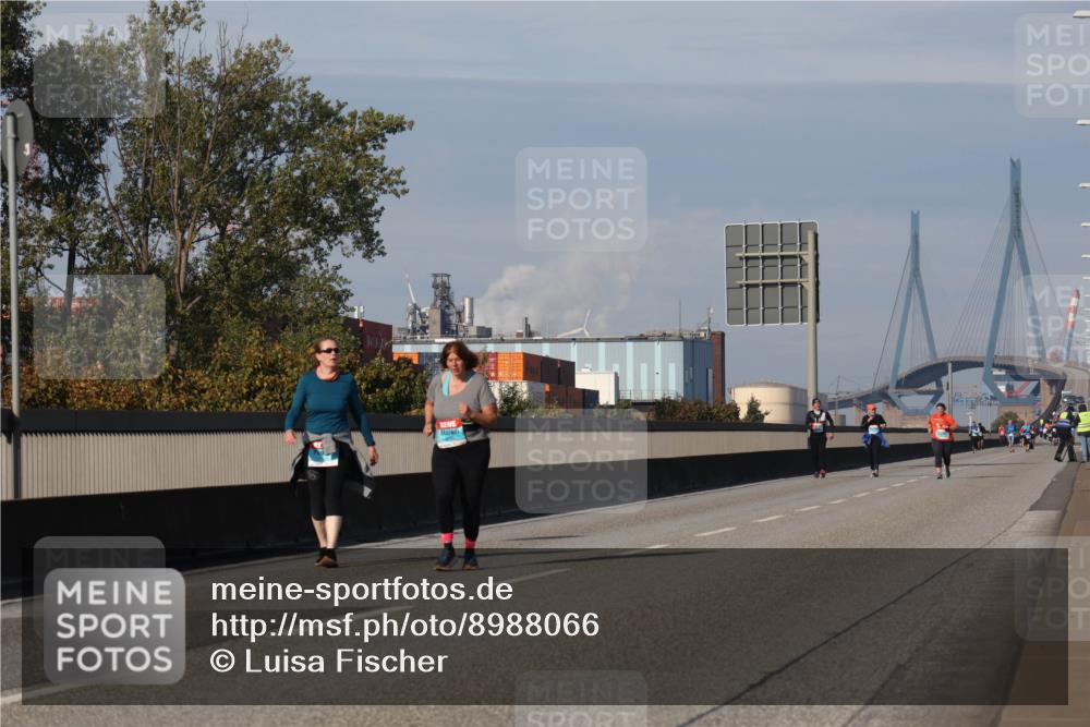 03.10.2025 - Köhlbrandbrückenlauf Luisa Fischer http://msf.ph/oto/8988066 03.10.2025 11:23:45 Position 3  meine-sportfotos.de