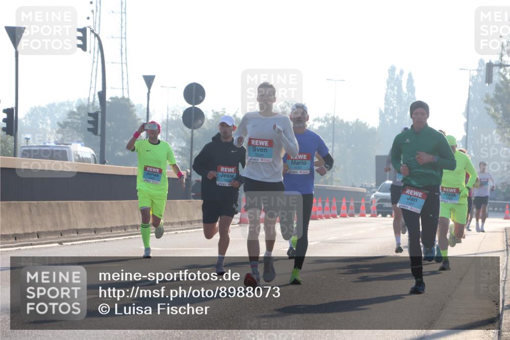 03.10.2025 - Köhlbrandbrückenlauf Luisa Fischer http://msf.ph/oto/8988073 03.10.2025 10:11:05 Position 3 1062, 3209, 1057, 1187 meine-sportfotos.de