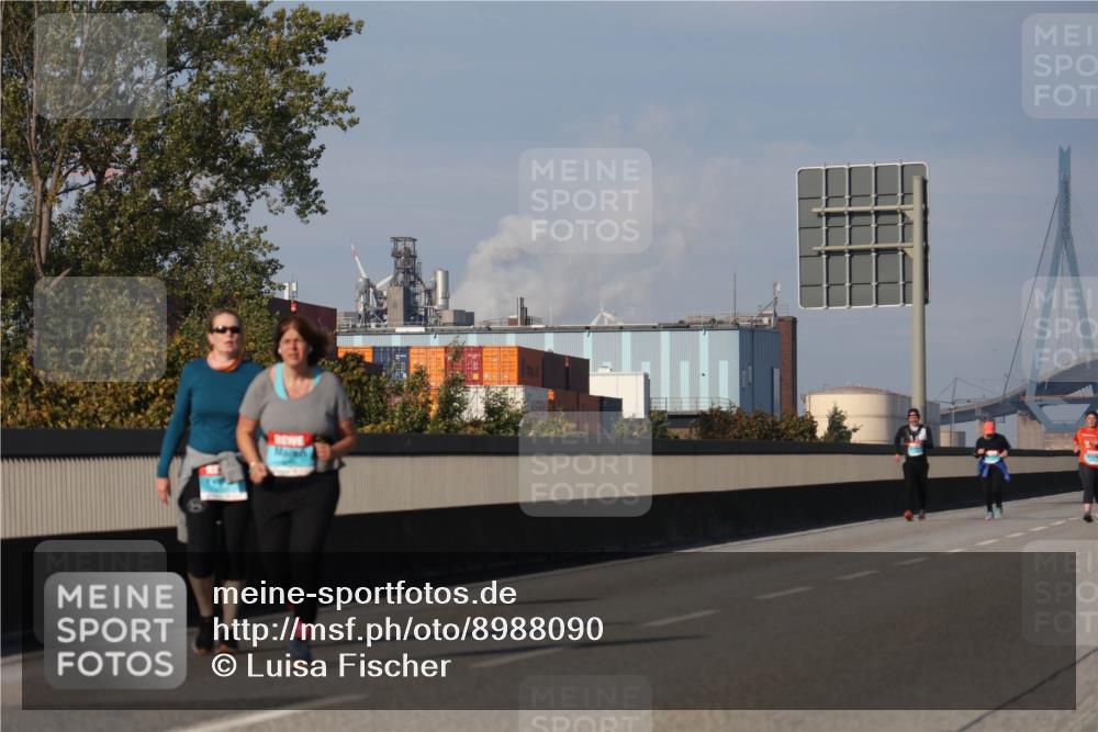 03.10.2025 - Köhlbrandbrückenlauf Luisa Fischer http://msf.ph/oto/8988090 03.10.2025 11:23:46 Position 3  meine-sportfotos.de