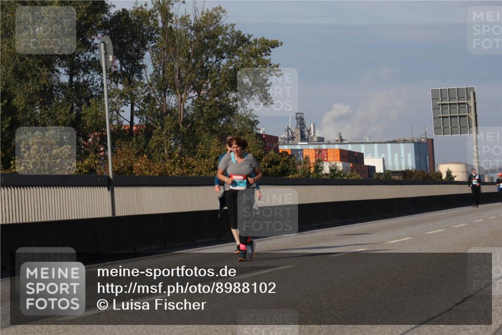 03.10.2025 - Köhlbrandbrückenlauf Luisa Fischer http://msf.ph/oto/8988102 03.10.2025 11:23:47 Position 3  meine-sportfotos.de