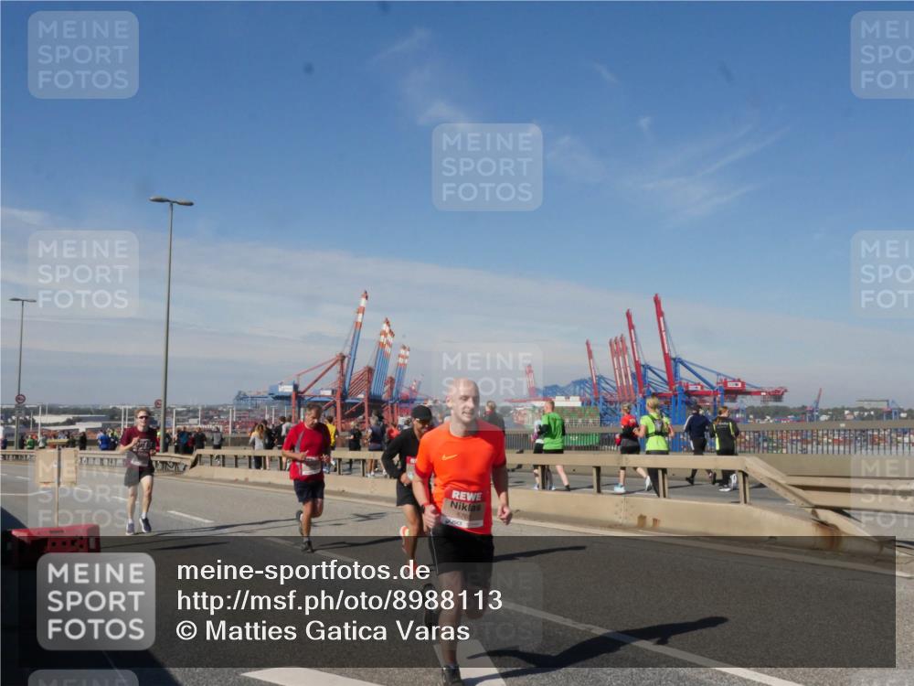 03.10.2025 - Köhlbrandbrückenlauf Matties Gatica Varas http://msf.ph/oto/8988113 03.10.2025 12:33:13 Position 2 5765 meine-sportfotos.de