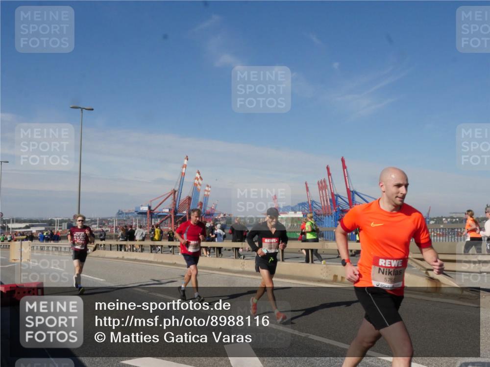 03.10.2025 - Köhlbrandbrückenlauf Matties Gatica Varas http://msf.ph/oto/8988116 03.10.2025 12:33:13 Position 2 2015, 5765 meine-sportfotos.de