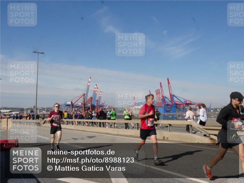 03.10.2025 - Köhlbrandbrückenlauf Matties Gatica Varas http://msf.ph/oto/8988123 03.10.2025 12:33:14 Position 2  meine-sportfotos.de