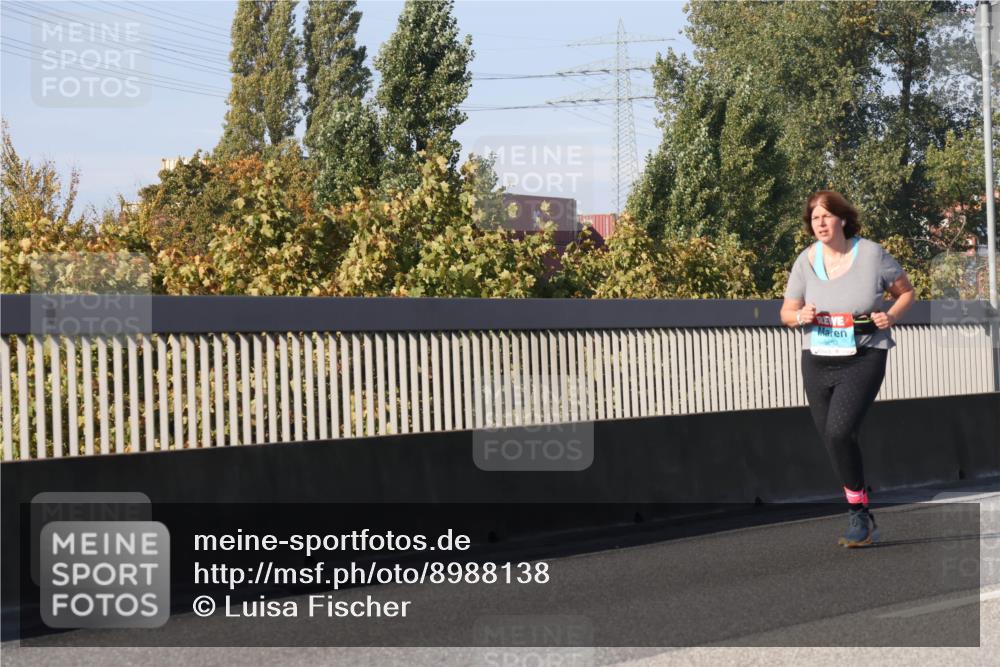 03.10.2025 - Köhlbrandbrückenlauf Luisa Fischer http://msf.ph/oto/8988138 03.10.2025 11:23:50 Position 3  meine-sportfotos.de