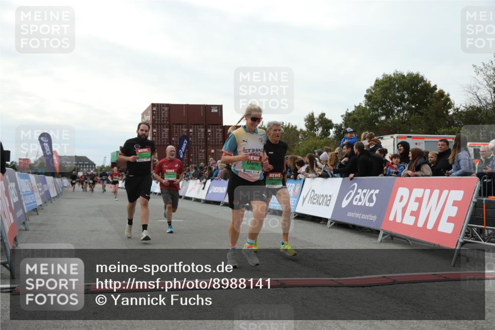 03.10.2025 - Köhlbrandbrückenlauf Yannick Fuchs http://msf.ph/oto/8988141 03.10.2025 16:12:29 Ziel 7203, 7502, 7654, 7688, 8901, 9060, 9061, 9454, 9677, 9706 meine-sportfotos.de