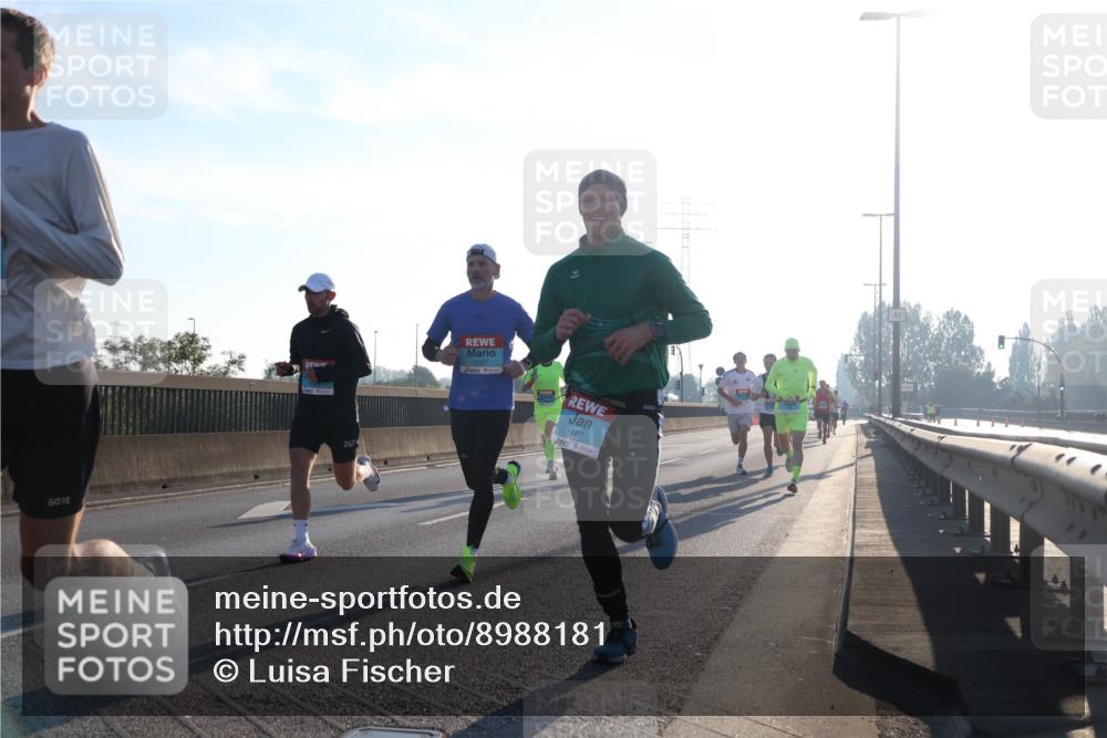 03.10.2025 - Köhlbrandbrückenlauf Luisa Fischer http://msf.ph/oto/8988181 03.10.2025 10:11:10 Position 3 1057, 1187 meine-sportfotos.de
