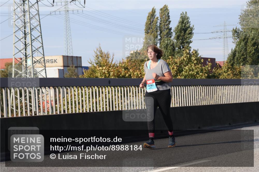 03.10.2025 - Köhlbrandbrückenlauf Luisa Fischer http://msf.ph/oto/8988184 03.10.2025 11:23:52 Position 3 8892 meine-sportfotos.de