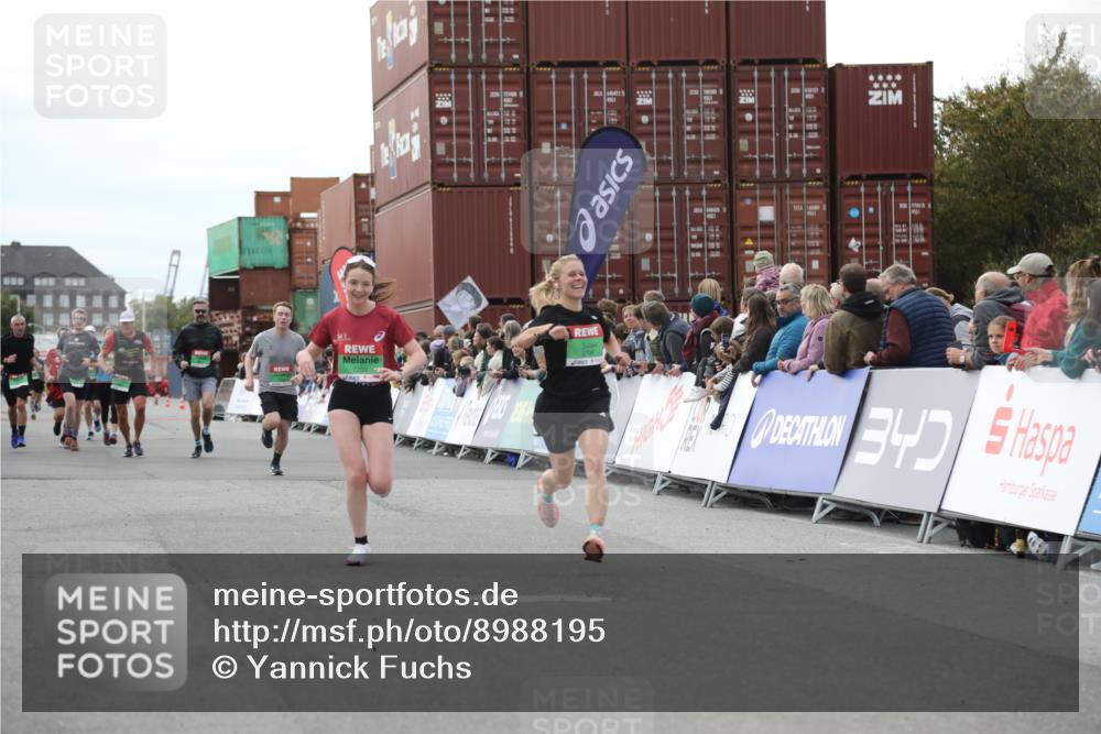 03.10.2025 - Köhlbrandbrückenlauf Yannick Fuchs http://msf.ph/oto/8988195 03.10.2025 16:12:31 Ziel 7203, 7502, 7654, 8901, 9454, 9677, 9706 meine-sportfotos.de