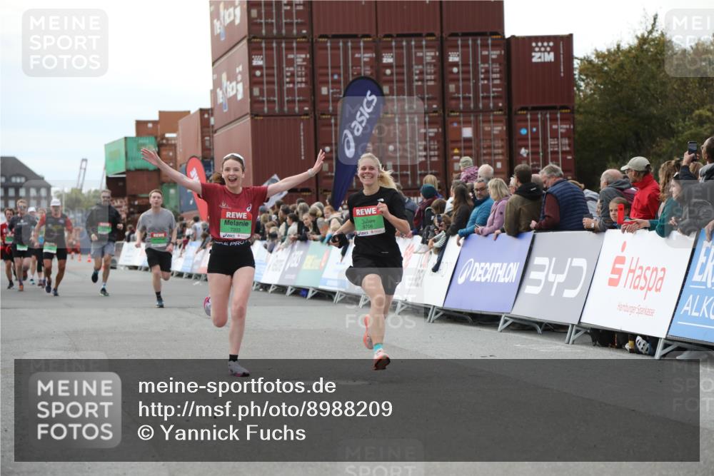03.10.2025 - Köhlbrandbrückenlauf Yannick Fuchs http://msf.ph/oto/8988209 03.10.2025 16:12:31 Ziel 7203, 7502, 7654, 8901, 9454, 9677, 9706 meine-sportfotos.de