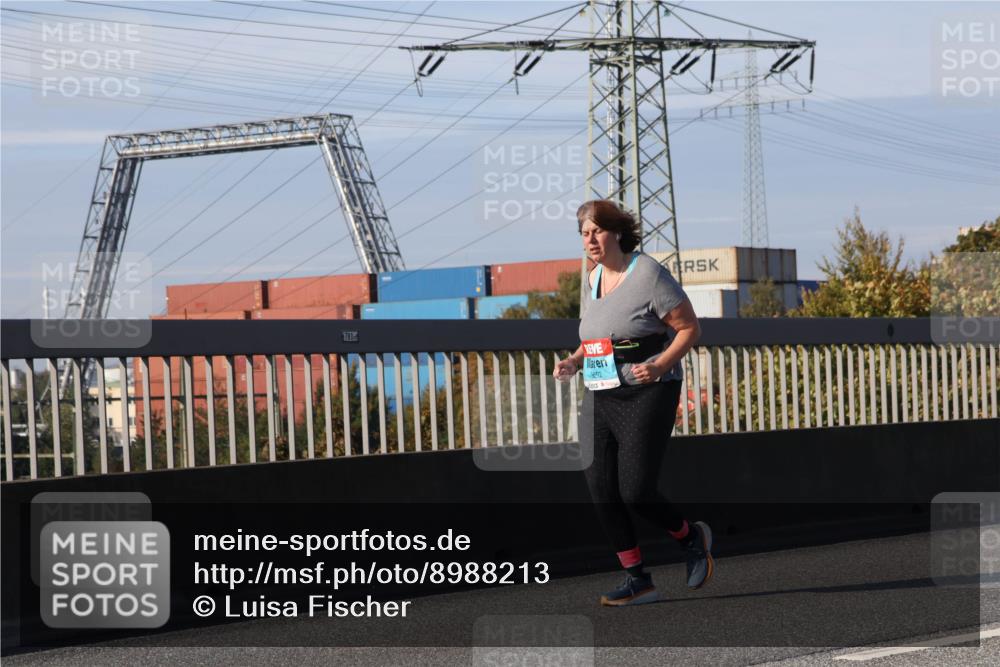 03.10.2025 - Köhlbrandbrückenlauf Luisa Fischer http://msf.ph/oto/8988213 03.10.2025 11:23:54 Position 3 780, 992 meine-sportfotos.de