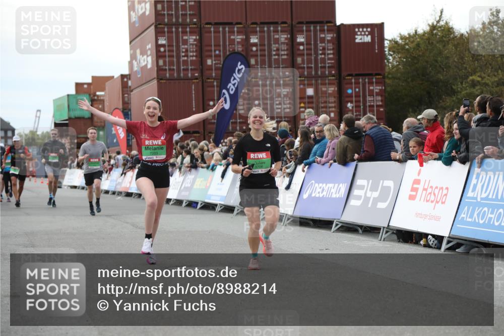 03.10.2025 - Köhlbrandbrückenlauf Yannick Fuchs http://msf.ph/oto/8988214 03.10.2025 16:12:31 Ziel 7203, 7502, 7654, 8901, 9454, 9677, 9706 meine-sportfotos.de